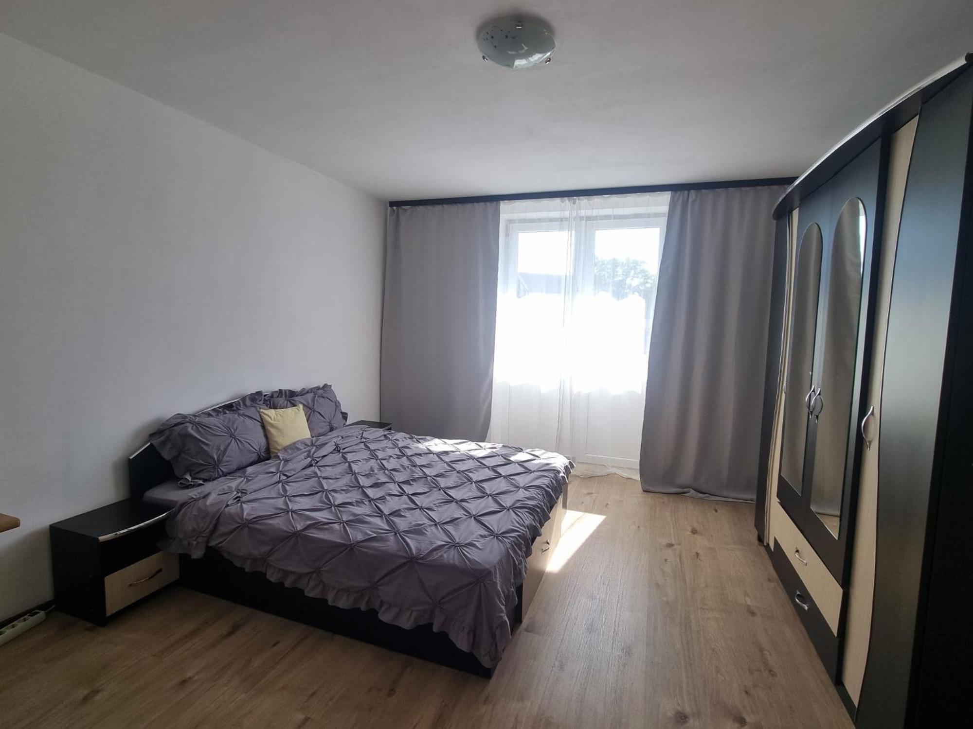 Apartament Central بيتستِ المظهر الخارجي الصورة