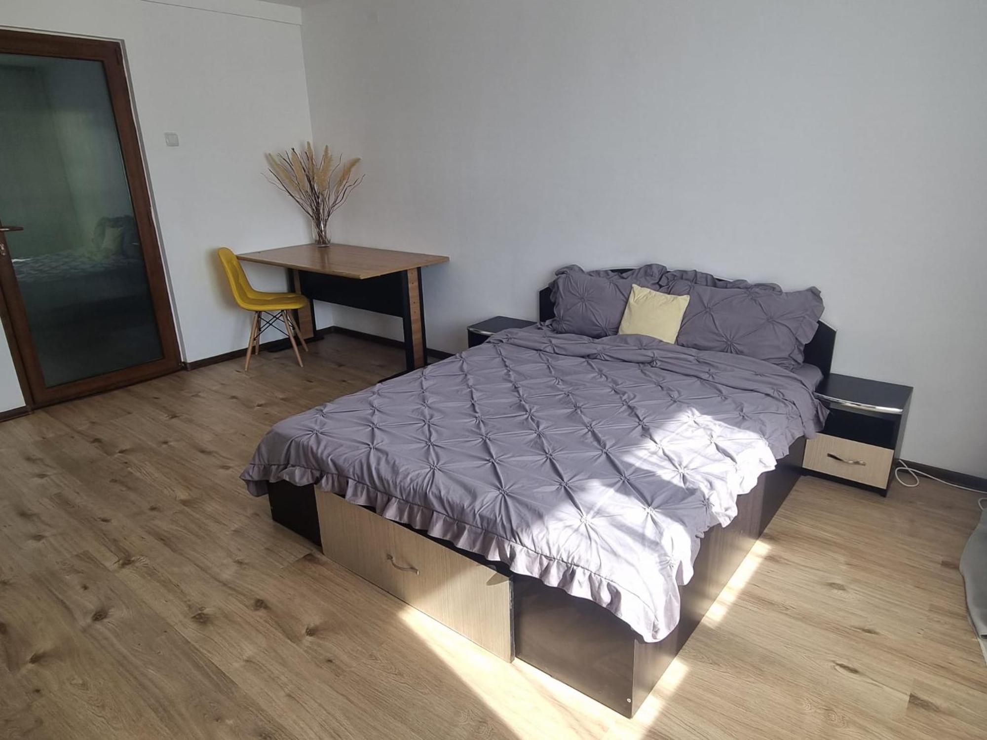 Apartament Central بيتستِ المظهر الخارجي الصورة